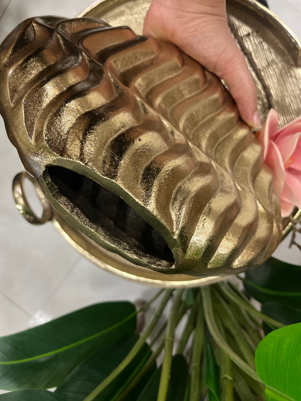 گلدان رومیزی آلومينيومى استوايى طلایی ( ابکاری فورتیک)