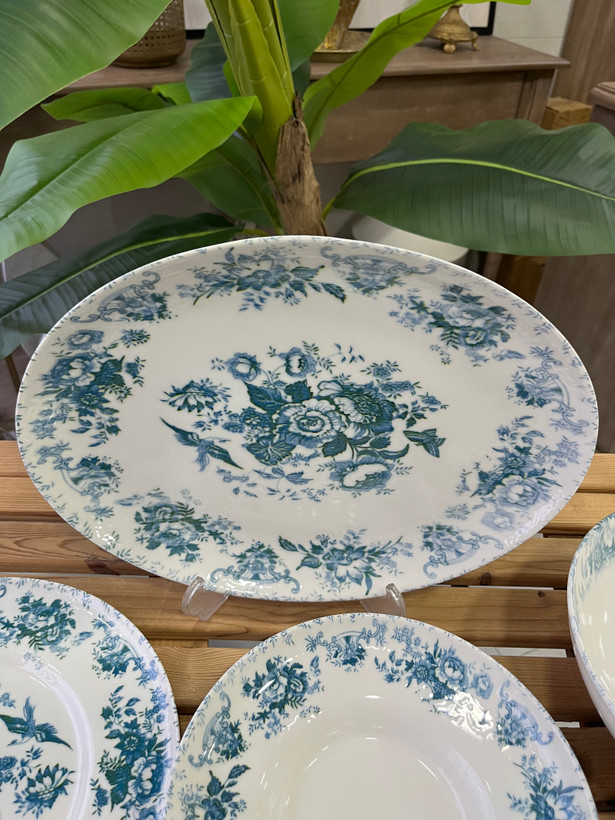 سرویس غذا خوری ۳۰ پارچه وارداتی بن چاین ست ۶ نفره با طرح زیبای ( سبز ابی)