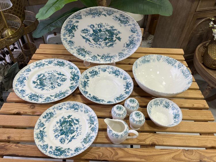 سرویس غذا خوری ۳۰ پارچه وارداتی بن چاین ست ۶ نفره با طرح زیبای ( سبز ابی)