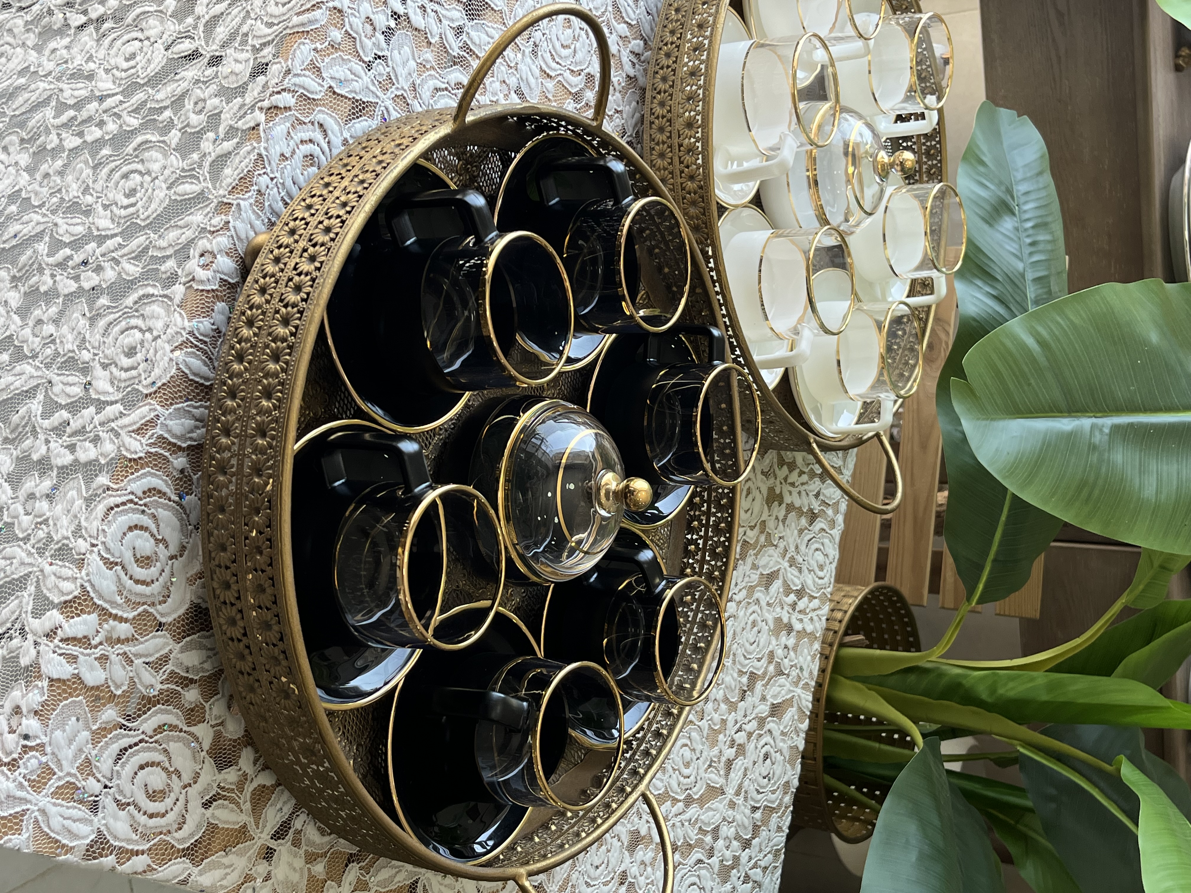 ست چای خوری کریستالی طلا کوب هلندی وارداتی(مشکی و سفید)